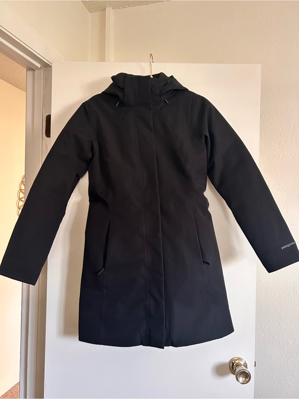 Patagonia W’s Tres Down 3-In-1 Parka - Picture 2 of 11